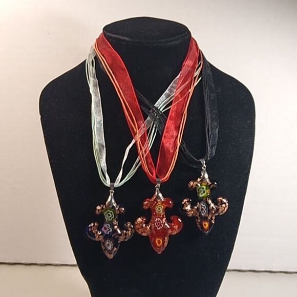 Glass Pendants marked ECLE Gold Flecks Glass Rods Ribbon/Cords Lobster Clasp - Picture 1 of 9
